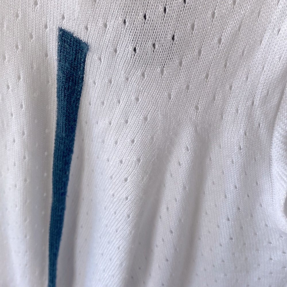 Sweaty Betty Long-sleeve eyelet White hooded top & blue trim on sleeves, Size M - Picture 2 of 10